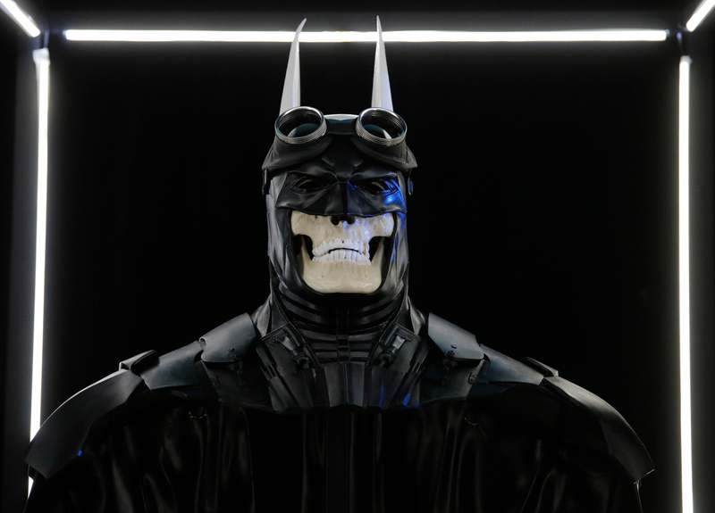 Illustration for article titled El mítico traje de Batman, reimaginado por decenas de artistas